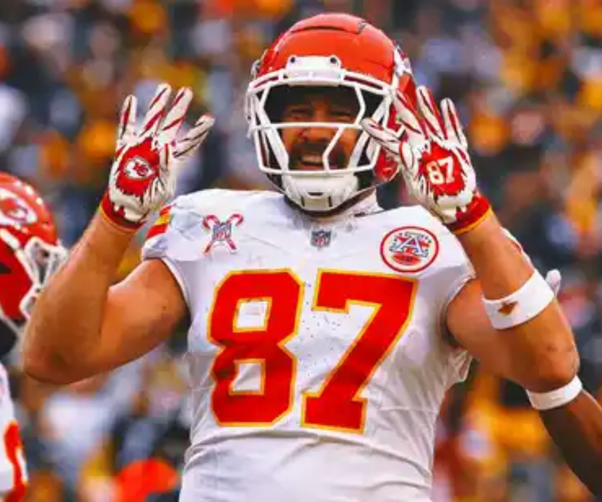 BREAKING Chiefs defensive tackle Travis Kelce has earned the most Pro